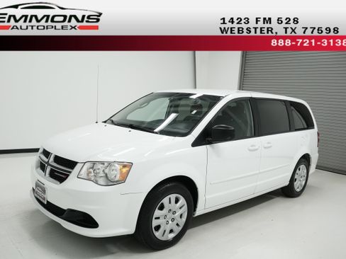 Used 2017 Dodge Grand Caravan SE w/ Power Window Group image 1