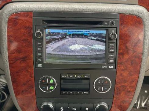 Used 2009 Chevrolet Suburban LT image 21