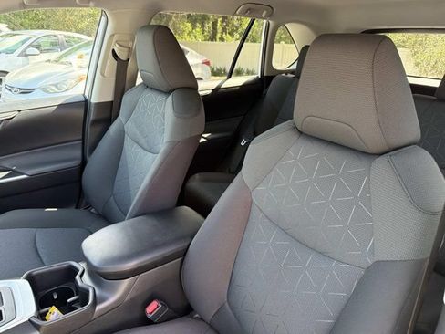 Certified 2025 Toyota RAV4 XLE FWD image 11