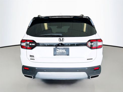 New 2026 Honda Pilot image 12