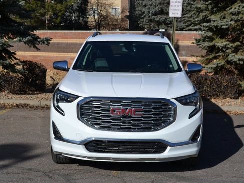 Used 2018 GMC Terrain Denali image 3