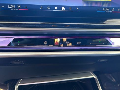 Used 2026 BMW 740i RWD image 49