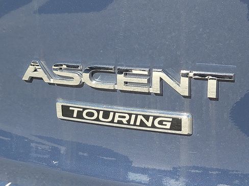 Used 2025 Subaru Ascent Touring image 9