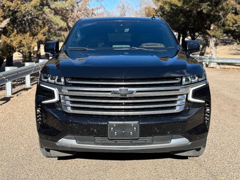 Used 2021 Chevrolet Suburban High Country image 2