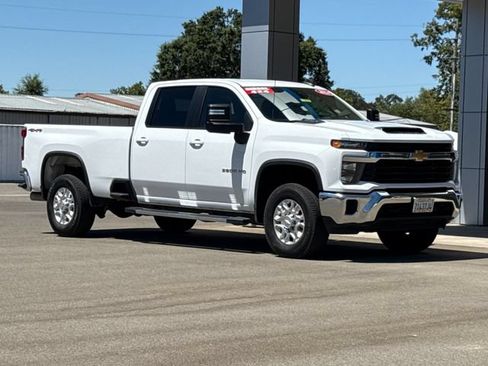 Used 2024 Chevrolet Silverado 3500 LT AWD/4WD image 1