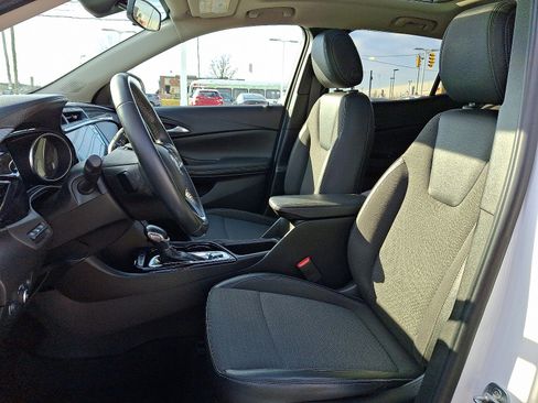 Used 2020 Buick Encore GX Select w/ Experience Buick Package image 13