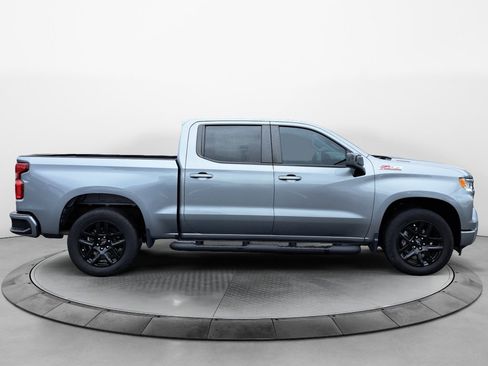 Used 2023 Chevrolet Silverado 1500 RST w/ Z71 Off-Road Package AWD/4WD image 8