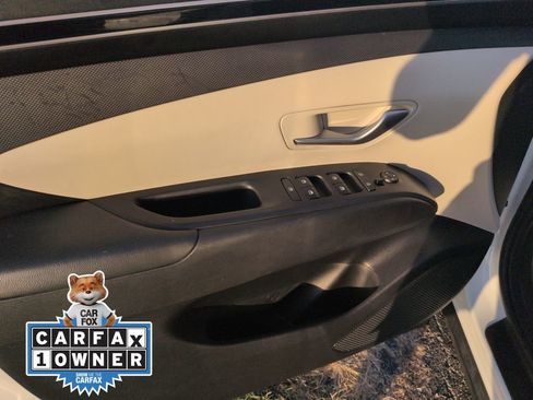 Certified 2022 Hyundai Tucson SEL image 12