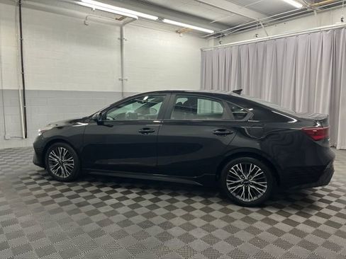 Certified 2024 Kia Forte GT-Line image 9