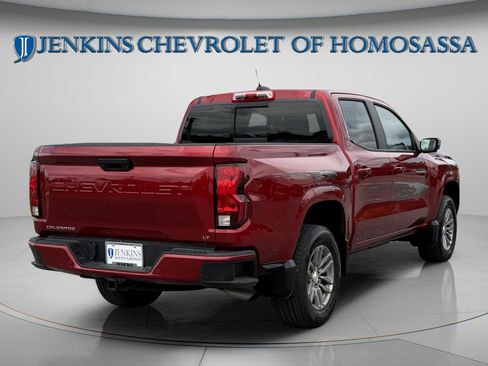 Certified 2024 Chevrolet Colorado LT w/ LT Convenience Package II RWD image 4