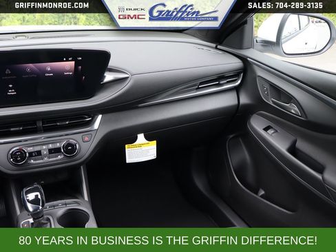 New 2026 Buick Envista Preferred FWD image 14
