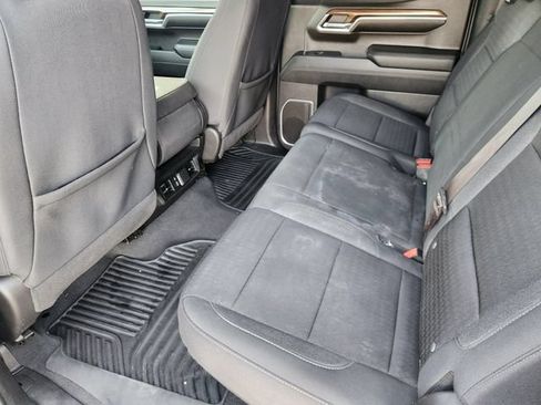 Used 2023 Chevrolet Silverado 1500 LT AWD/4WD image 32