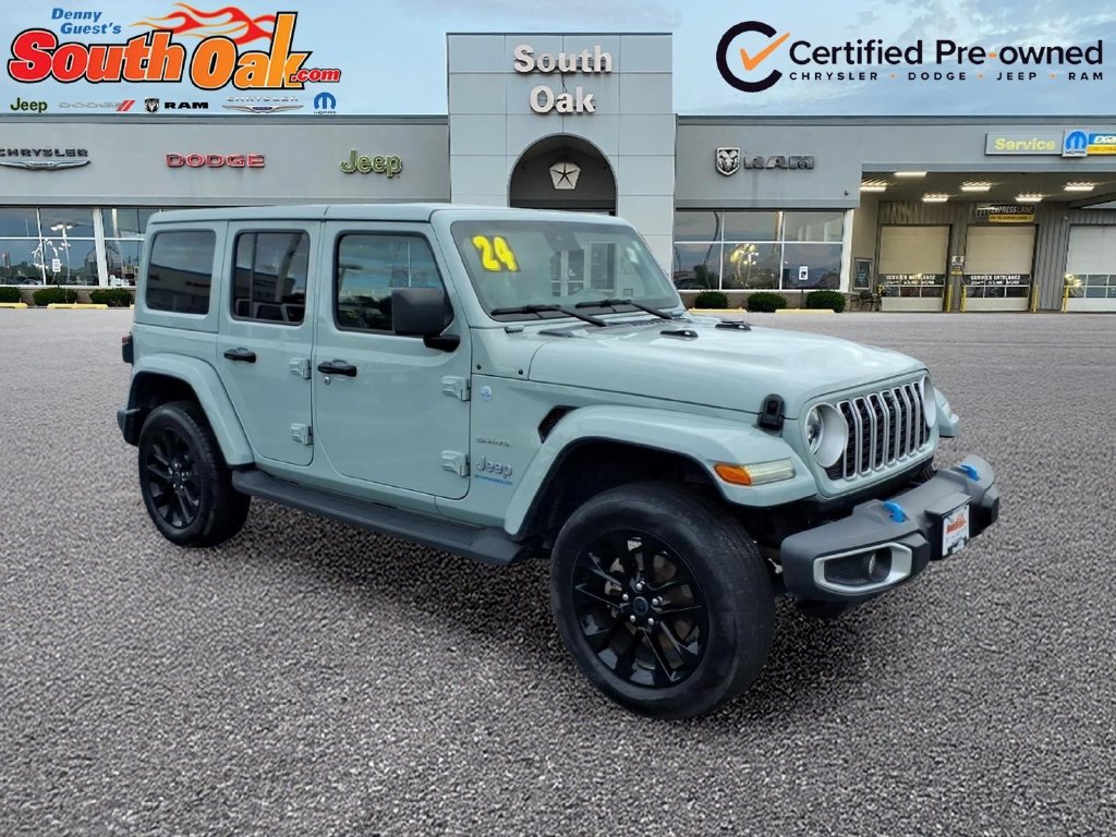 Certified 2024 Jeep Wrangler Unlimited Sahara w/ Technology Group AWD/4WD image 1