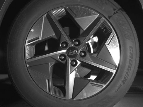 Used 2025 Hyundai Tucson SEL FWD image 17