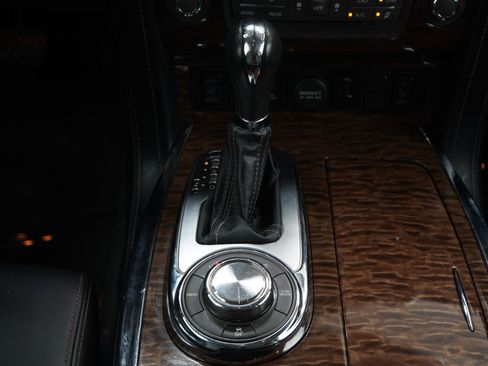 Used 2019 Nissan Armada SL w/ Premium Package AWD/4WD image 20
