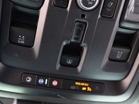 Used 2024 Chevrolet Suburban RST w/ Luxury Package AWD/4WD image 34
