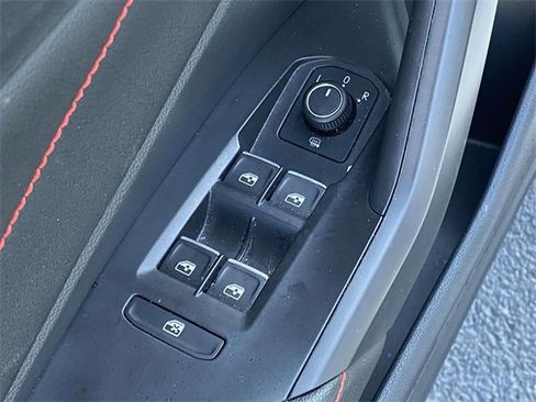 Used 2024 Volkswagen Jetta GLI 40th Anniversary Edition image 16