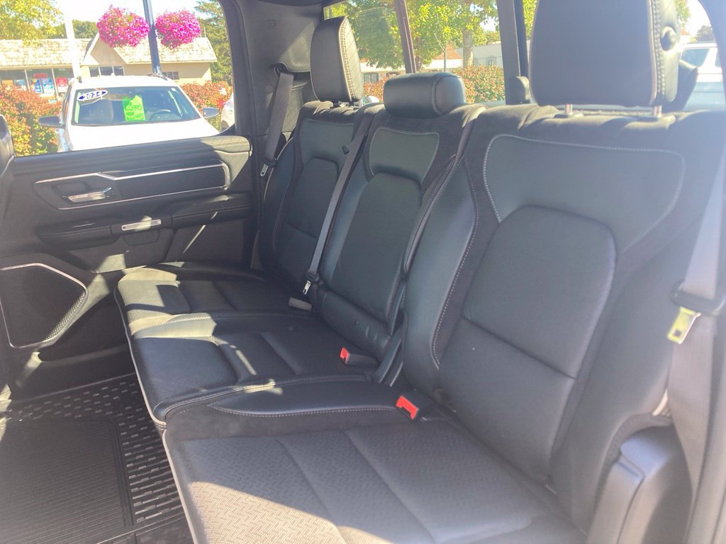 Used 2021 RAM 1500 Laramie w/ Sport Appearance Package AWD/4WD image 14
