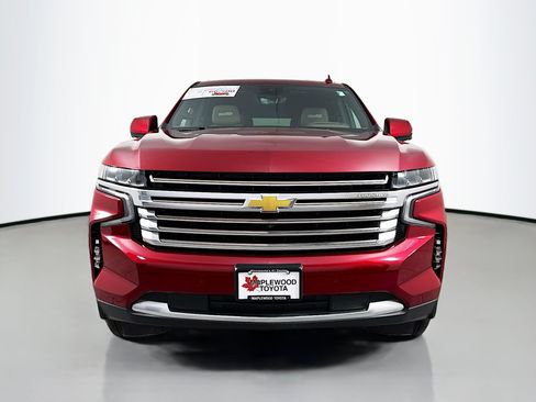 Used 2024 Chevrolet Tahoe High Country AWD/4WD image 2