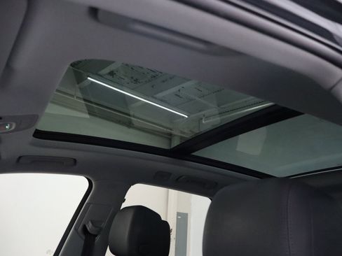 Used 2019 Audi Q5 2.0T Premium Plus w/ Premium Plus Package image 23