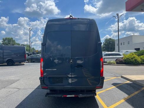 Used 2019 Mercedes-Benz Sprinter 170 image 6