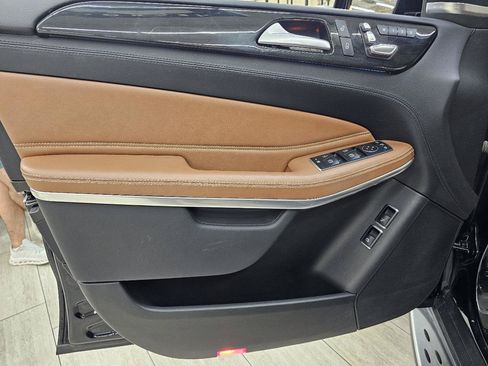 Used 2018 Mercedes-Benz GLS 550 4MATIC image 41