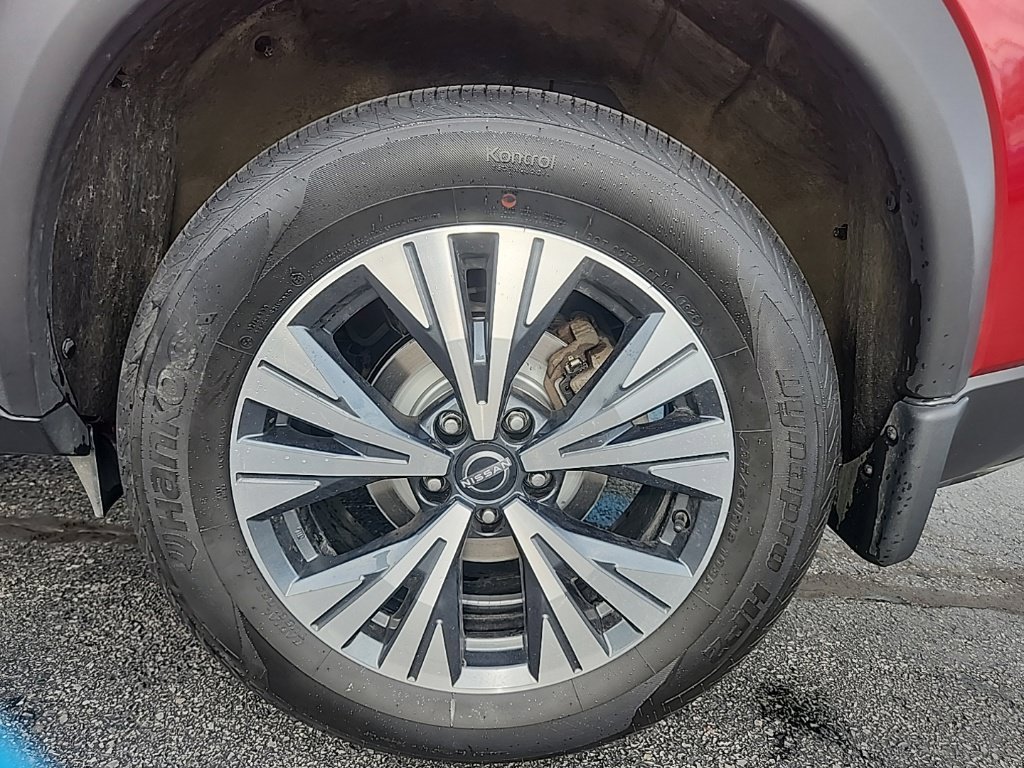 Certified 2023 Nissan Rogue SV AWD/4WD image 10
