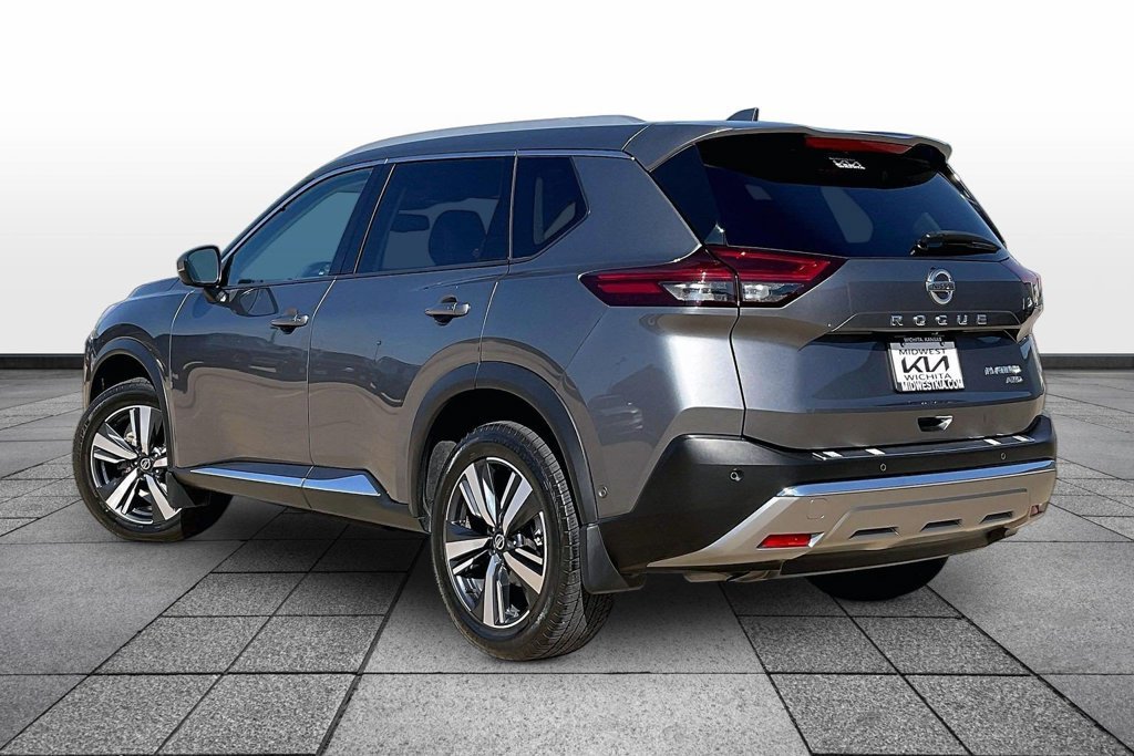 Used 2021 Nissan Rogue Platinum AWD/4WD image 12