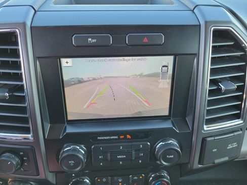 Used 2016 Ford F150 XLT w/ Equipment Group 302A Luxury AWD/4WD image 16