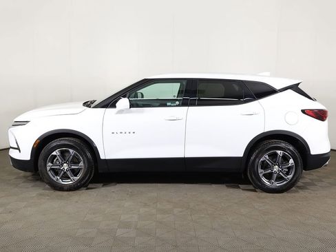 Used 2025 Chevrolet Blazer LT AWD/4WD image 15