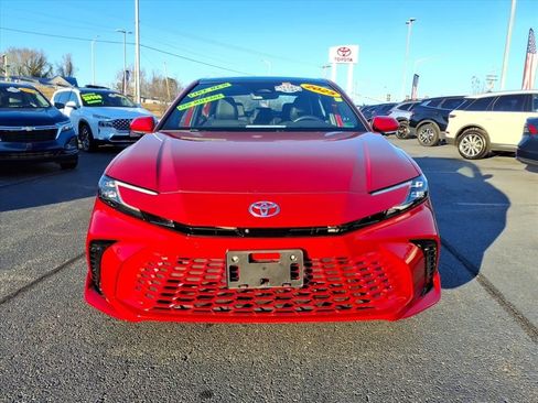 Used 2025 Toyota Camry XSE image 2