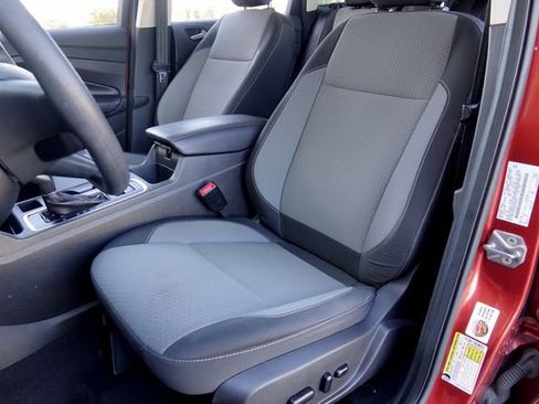 Used 2019 Ford Escape SE image 31