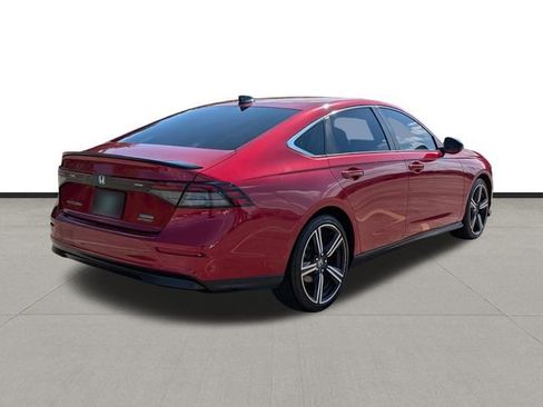 Used 2023 Honda Accord Sport image 4