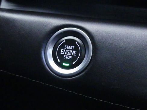 Used 2021 Cadillac Escalade Premium Luxury Platinum image 22