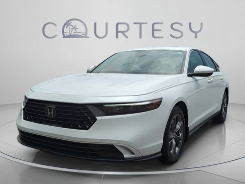Certified 2024 Honda Accord EX image 10