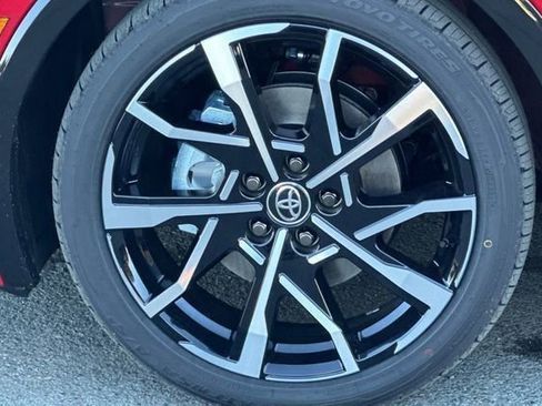 New 2026 Toyota Prius Plug-In Hybrid FWD image 15