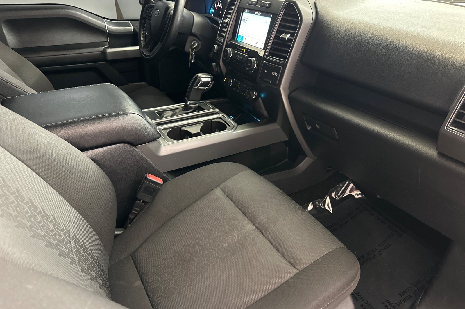 Used 2018 Ford F150 XLT w/ Equipment Group 302A Luxury AWD/4WD image 32