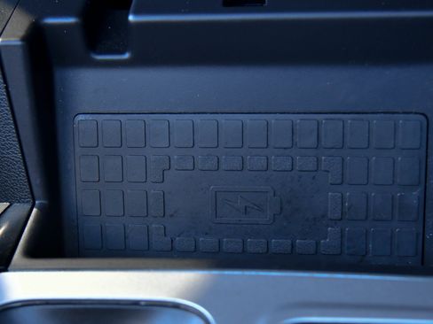 Used 2023 Ford Explorer ST-Line w/ Class IV Trailer Tow Package image 35