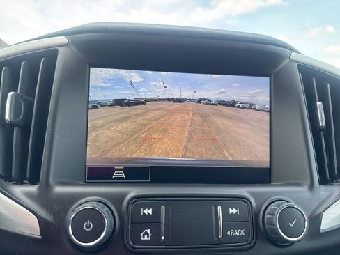 Used 2024 GMC Terrain SLT w/ Infotainment Package II AWD/4WD image 42