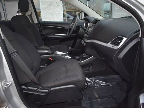 Used 2012 Dodge Journey SXT image 34