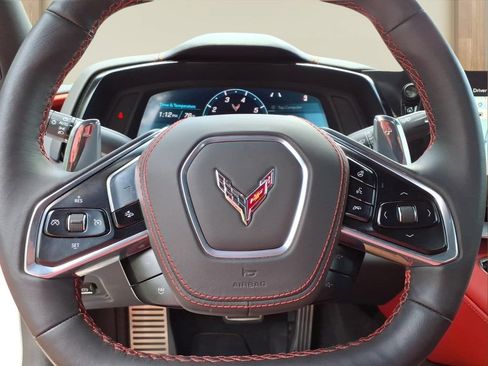 Used 2025 Chevrolet Corvette Stingray Preferred Conv w/ Z51 Performance Package RWD image 10
