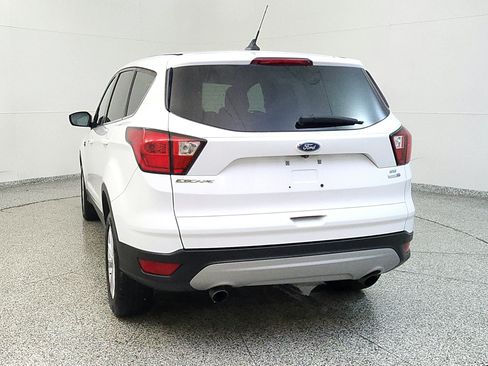 Used 2019 Ford Escape SE AWD/4WD image 4