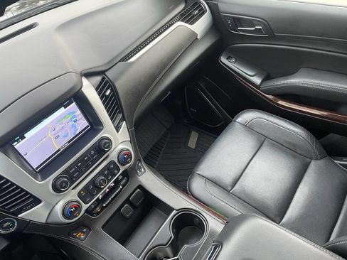 Used 2020 GMC Yukon SLT w/ Graphite Performance Edition image 29