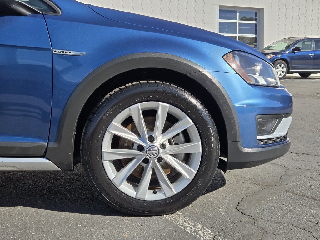 Used 2017 Volkswagen Golf Alltrack S AWD/4WD image 9