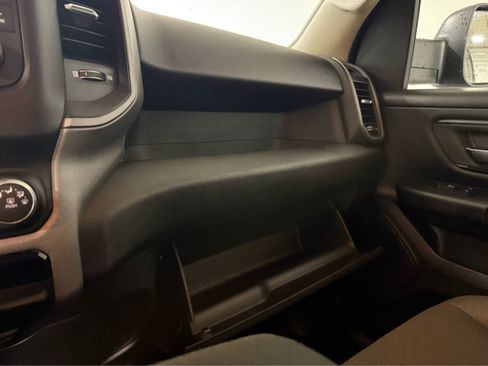Used 2019 RAM 1500 Tradesman w/ SXT Appearance Group AWD/4WD image 20