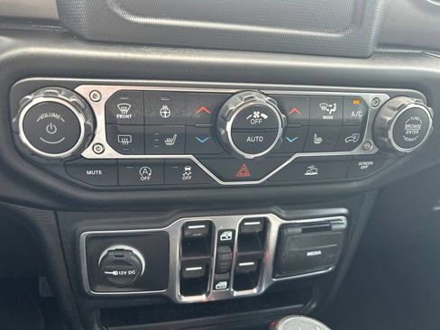 Used 2021 Jeep Wrangler Unlimited Sport AWD/4WD image 26
