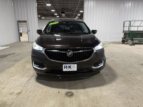 Used 2019 Buick Enclave Premium image 2