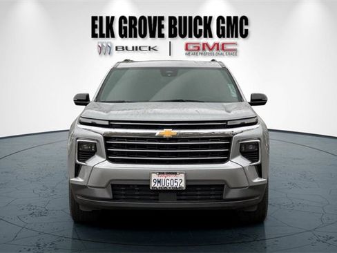 Used 2024 Chevrolet Traverse LT w/ LPO, Floor Liner Package image 9