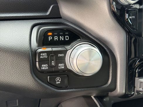 Used 2023 RAM 1500 Laramie AWD/4WD image 15