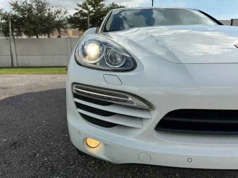Used 2014 Porsche Cayenne AWD/4WD image 27